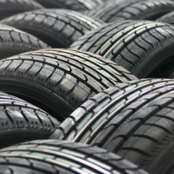 Storing seasonal tires